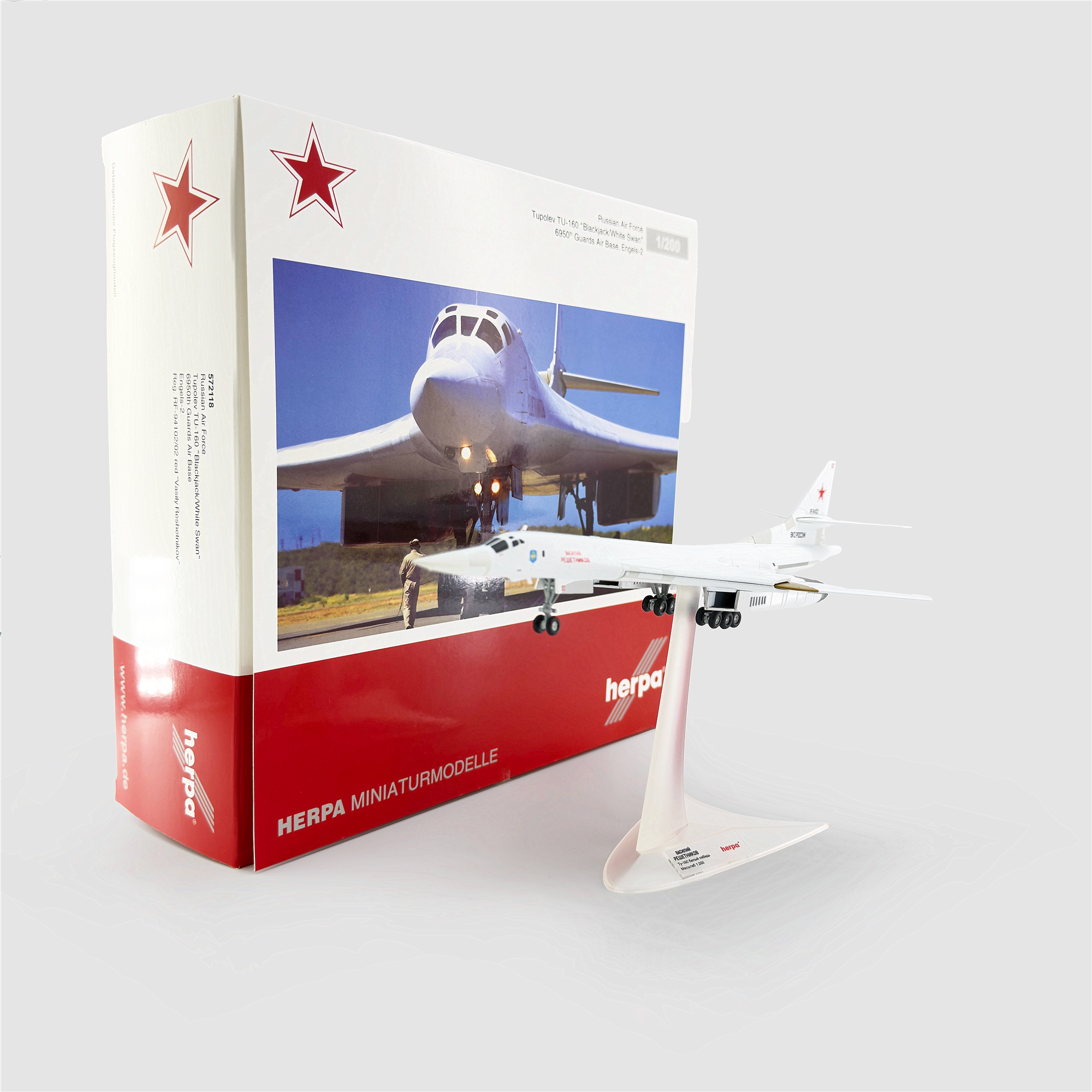 1/200 Russian Air Force Tu-160 572118 - cover